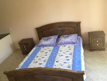 Фото номера Номер Делюкс (для 2 взрослых и 1 ребенка) Гостевой дом Mishel555 г. Очамчира 12